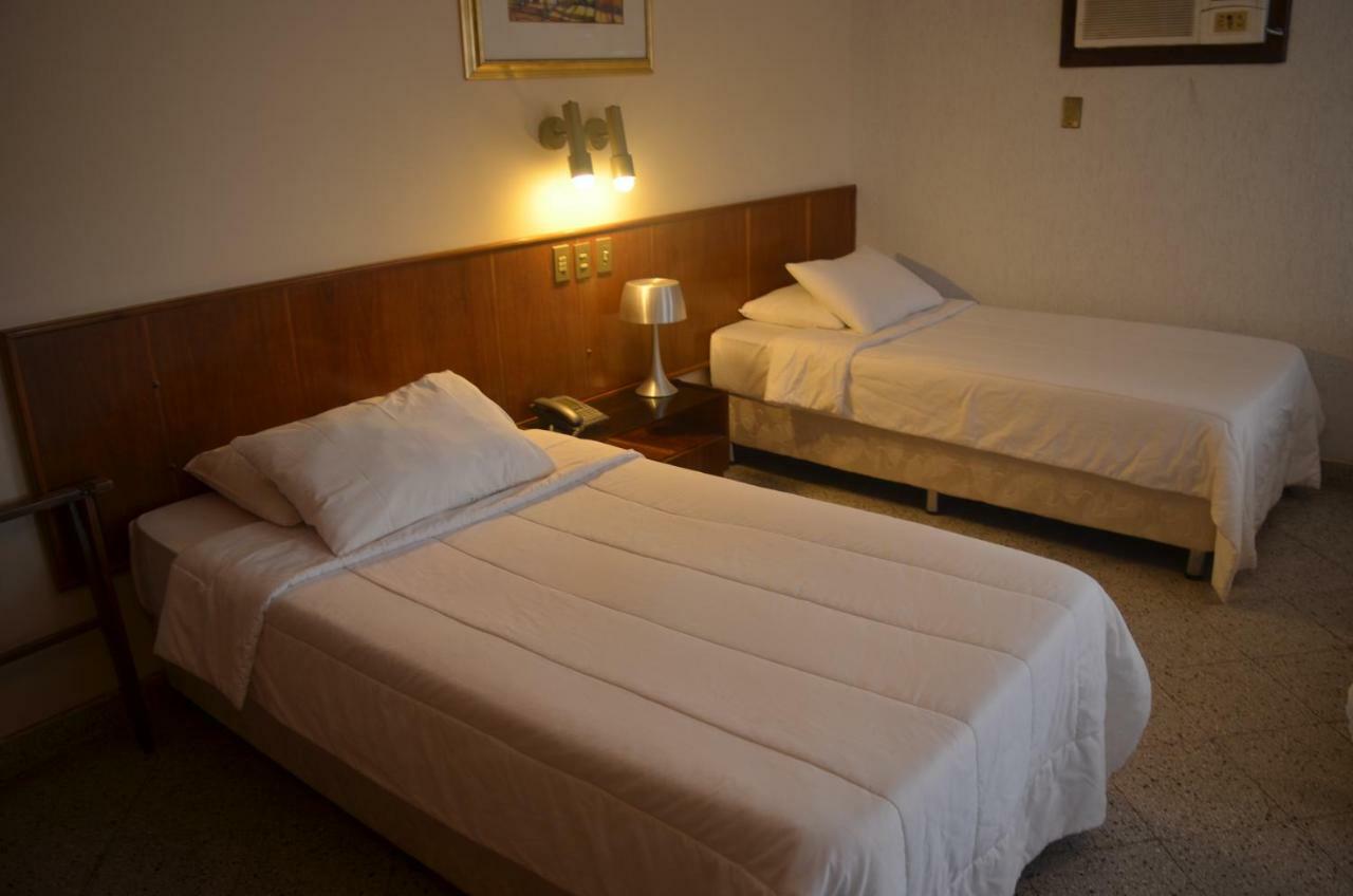 Gran Hotel Parana Asuncion Bagian luar foto